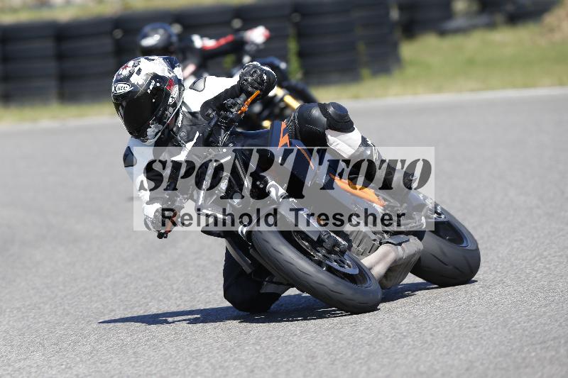 Archiv-2025/48 25.08.2025 Cornu Master School ADR/rot-rouge/62